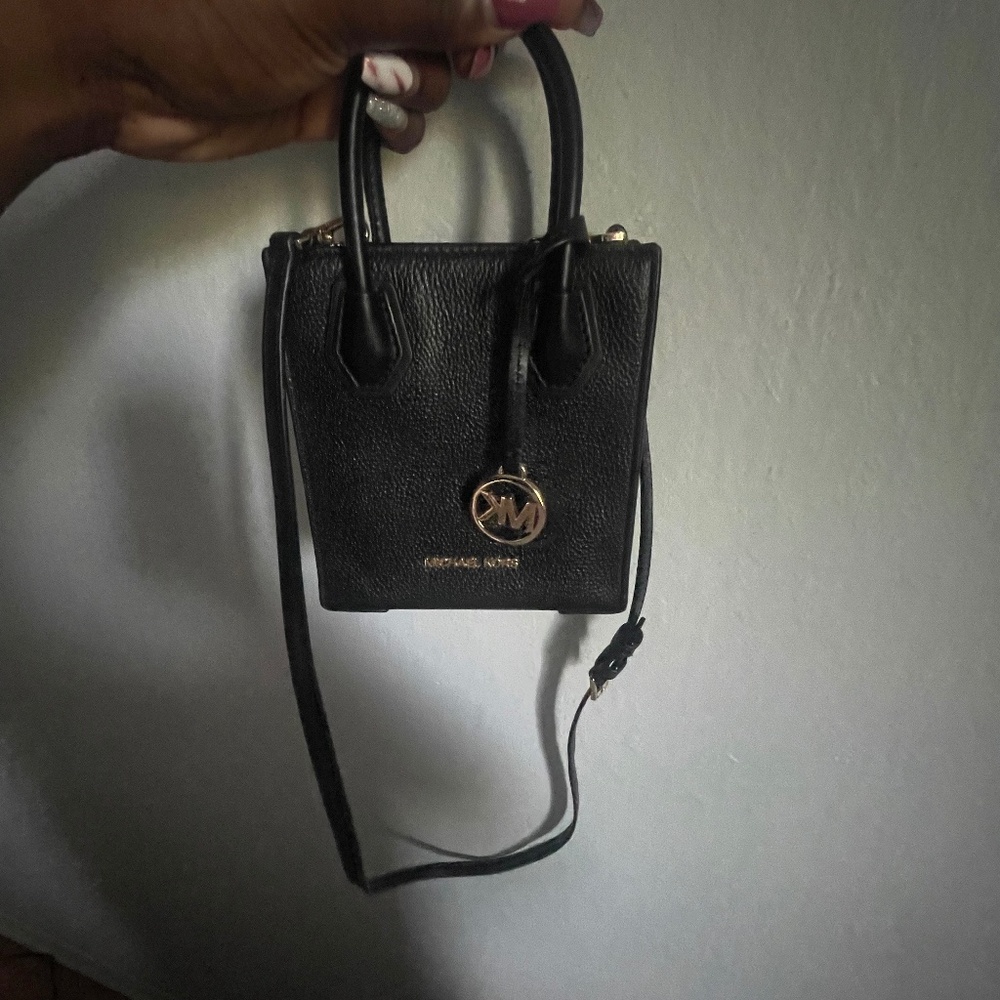 Michael Kors - Mercer Extra-Small Pebbled Leather Crossbody Bag